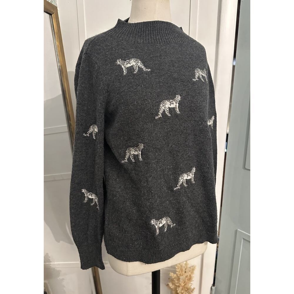 Chico’s Cashmere Blend Embroidered Cheetah Sweater Size 0 Small Gray Crew Neck - Picture 3 of 11